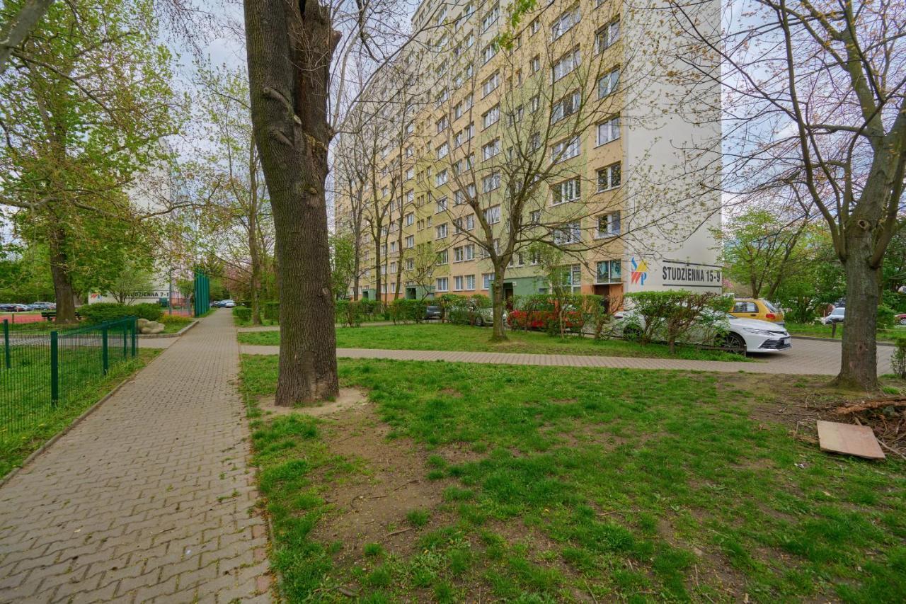 Apartament Studzienna Wroclaw By Noclegi Renters Buitenkant foto